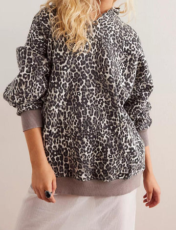 Ladies Leopard Print with Pockets Hoodie SKT552