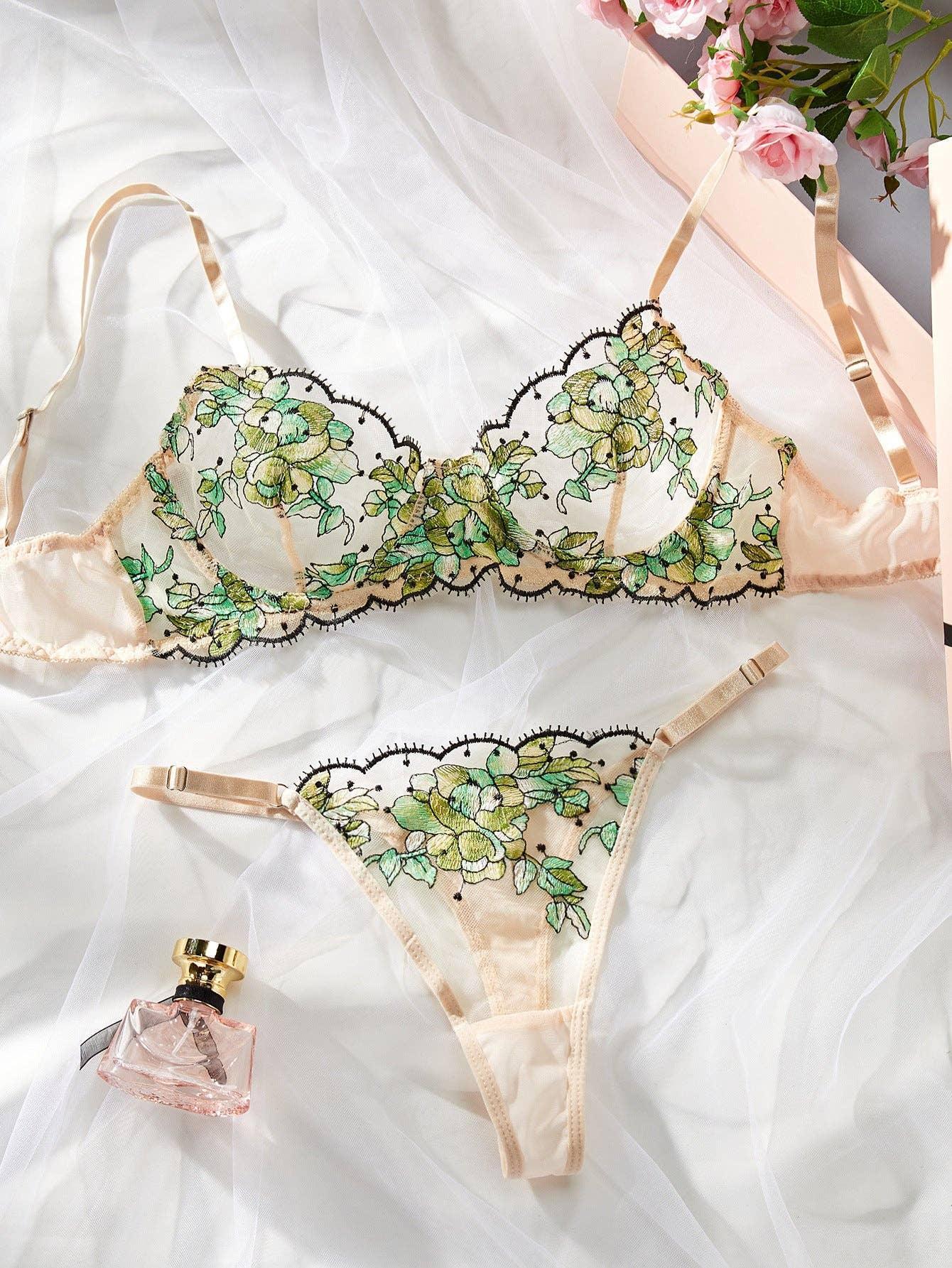 Sexy Floral Embroidery Lingerie Set HF-4148 - SWEETKAMA