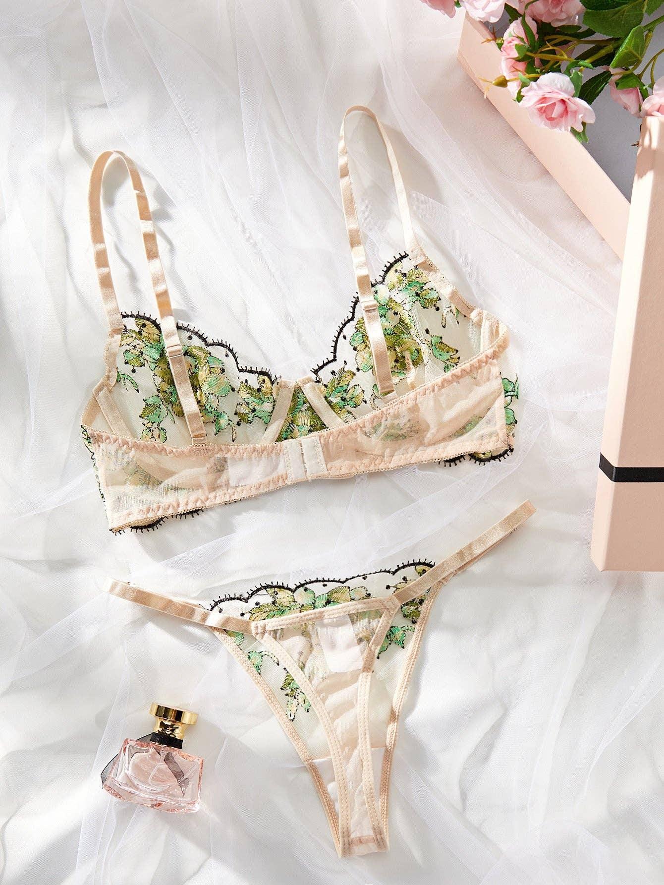 Sexy Floral Embroidery Lingerie Set HF-4148 - SWEETKAMA