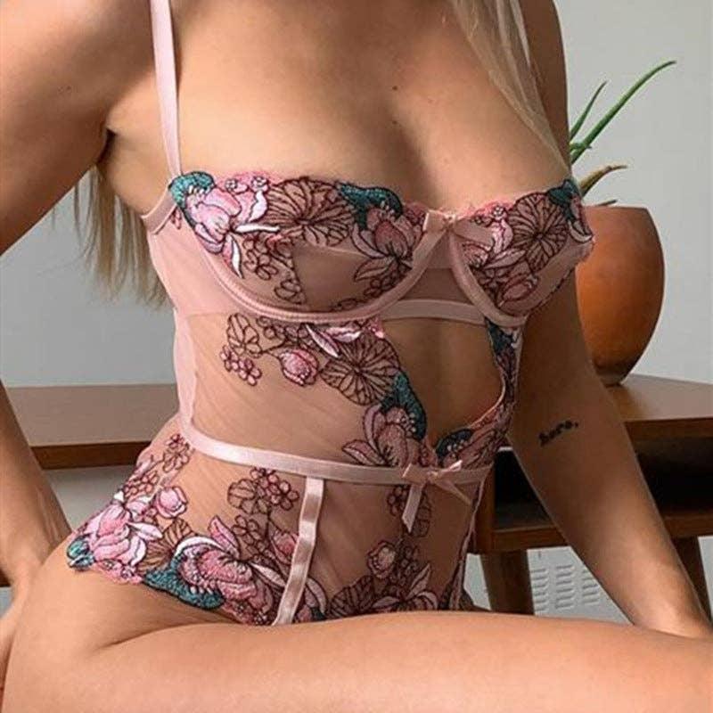 Sexy Floral Embroidery Lingerie Set R1050A - SWEETKAMA