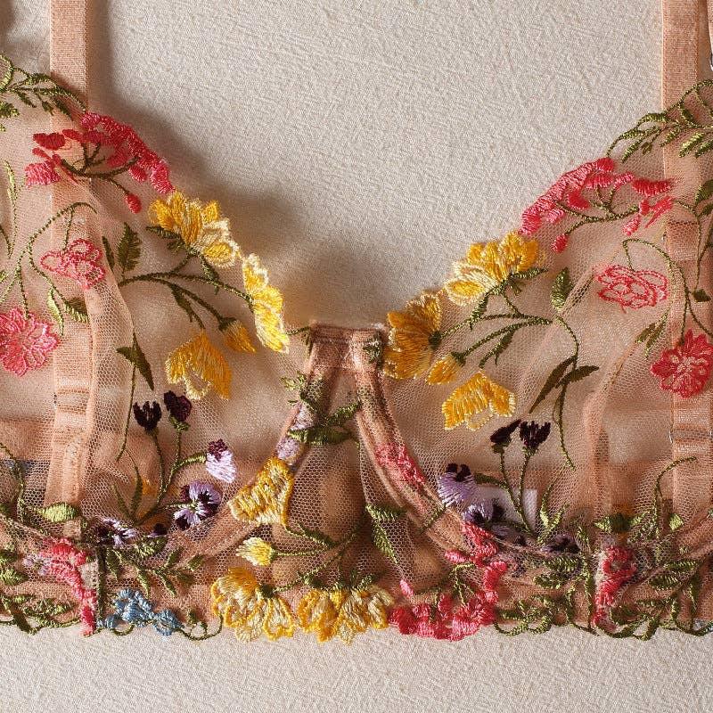 Sexy Ladies Floral Embroidery Lingerie Set R0031A - SWEETKAMA